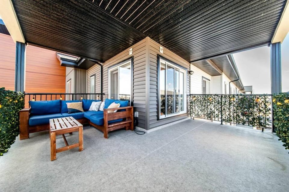 Patio, View (from property/room), Balcony/Terrace, Seating area