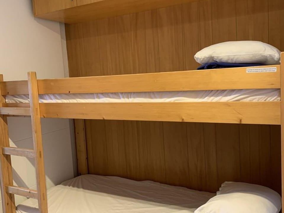 Studio cosy pour 4 pers à L'Alpe d'Huez avec terrasse ensoleillée - FR-1-405-218 Apartment in Huez
