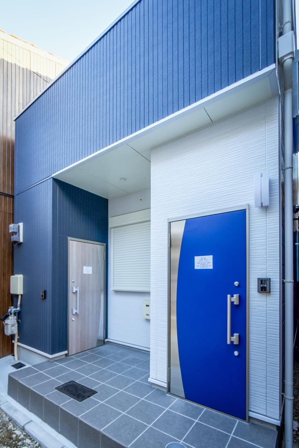 Property building, Day