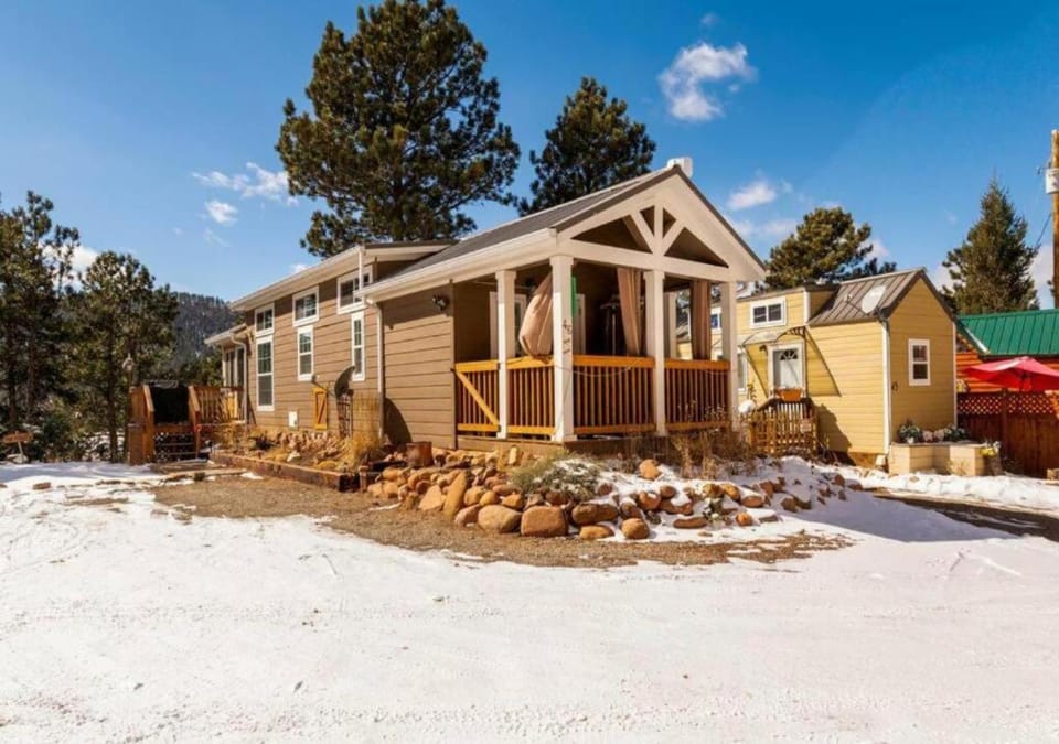 Property building, Mountain view