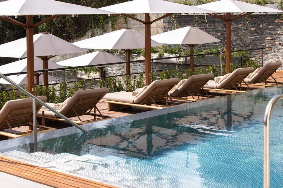Pool view, Swimming pool
