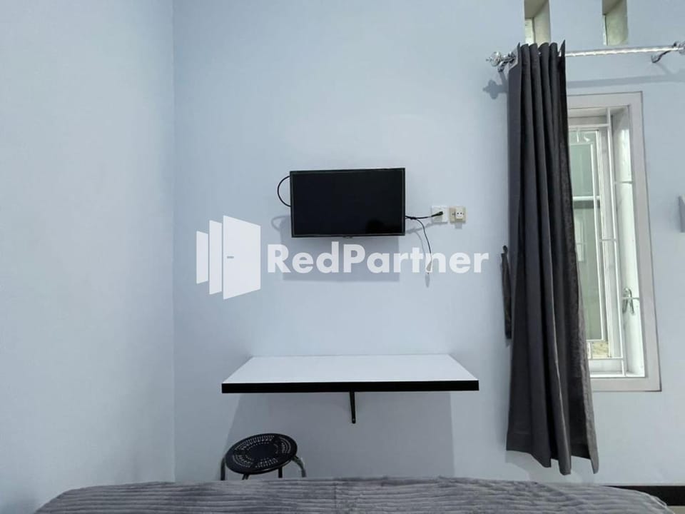 Property building, Bed, Photo of the whole room, Evening entertainment, Bedroom