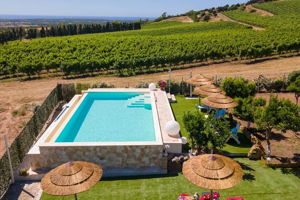 Natural landscape, Balcony/Terrace, Garden view, Mountain view, Pool view, Sea view, Sea view, Swimming pool, Entertainment