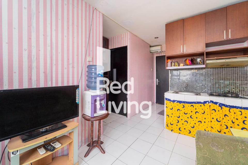 Communal lounge/ TV room, Kitchen or kitchenette