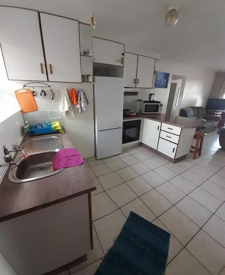Kitchen or kitchenette, minibar, pet friendly, stove