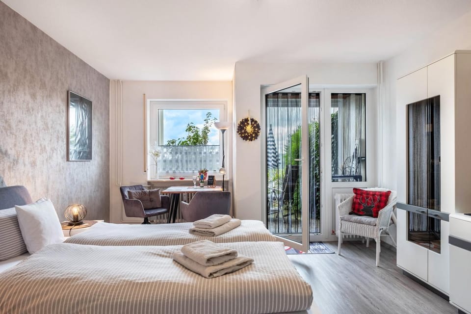 Property building, Living room, Bedroom