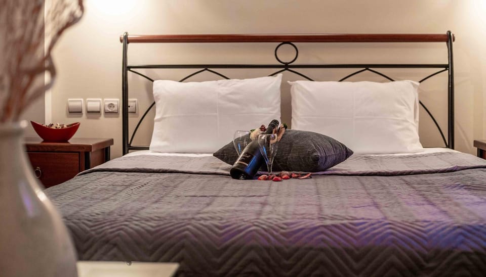 Bed, Photo of the whole room