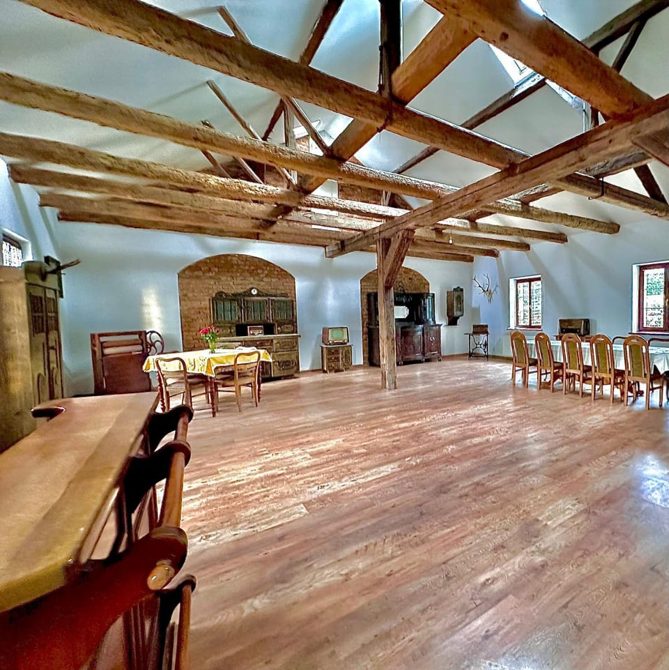 Living room, Banquet/Function facilities, Seating area