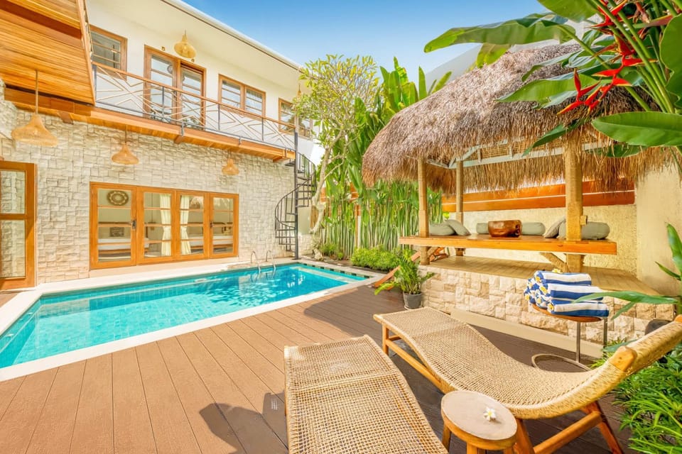 Villa Inka - 6BDR with private Pool & Garden Villa in North Kuta