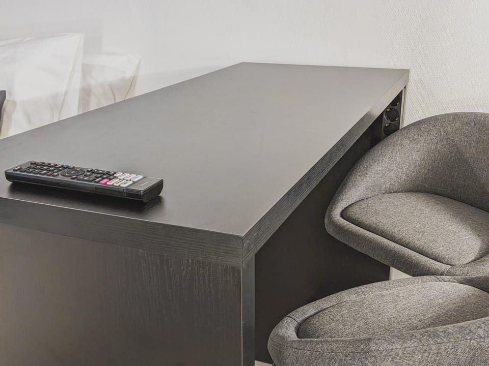 Kitchen or kitchenette, Bedroom