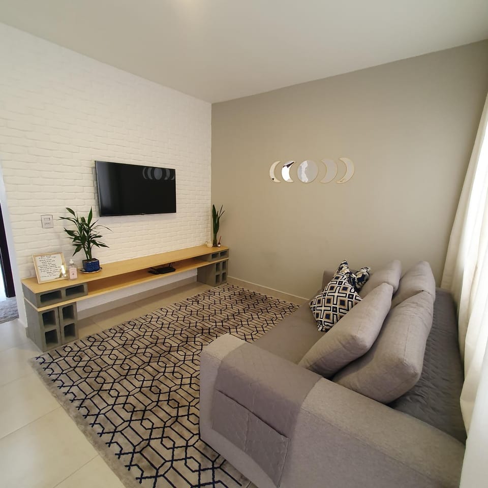 Communal lounge/ TV room, TV and multimedia, Living room, Seating area, Evening entertainment
