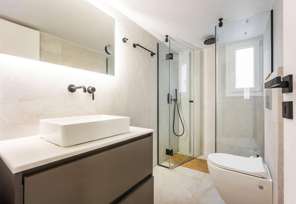 Shower, Bathroom, towels