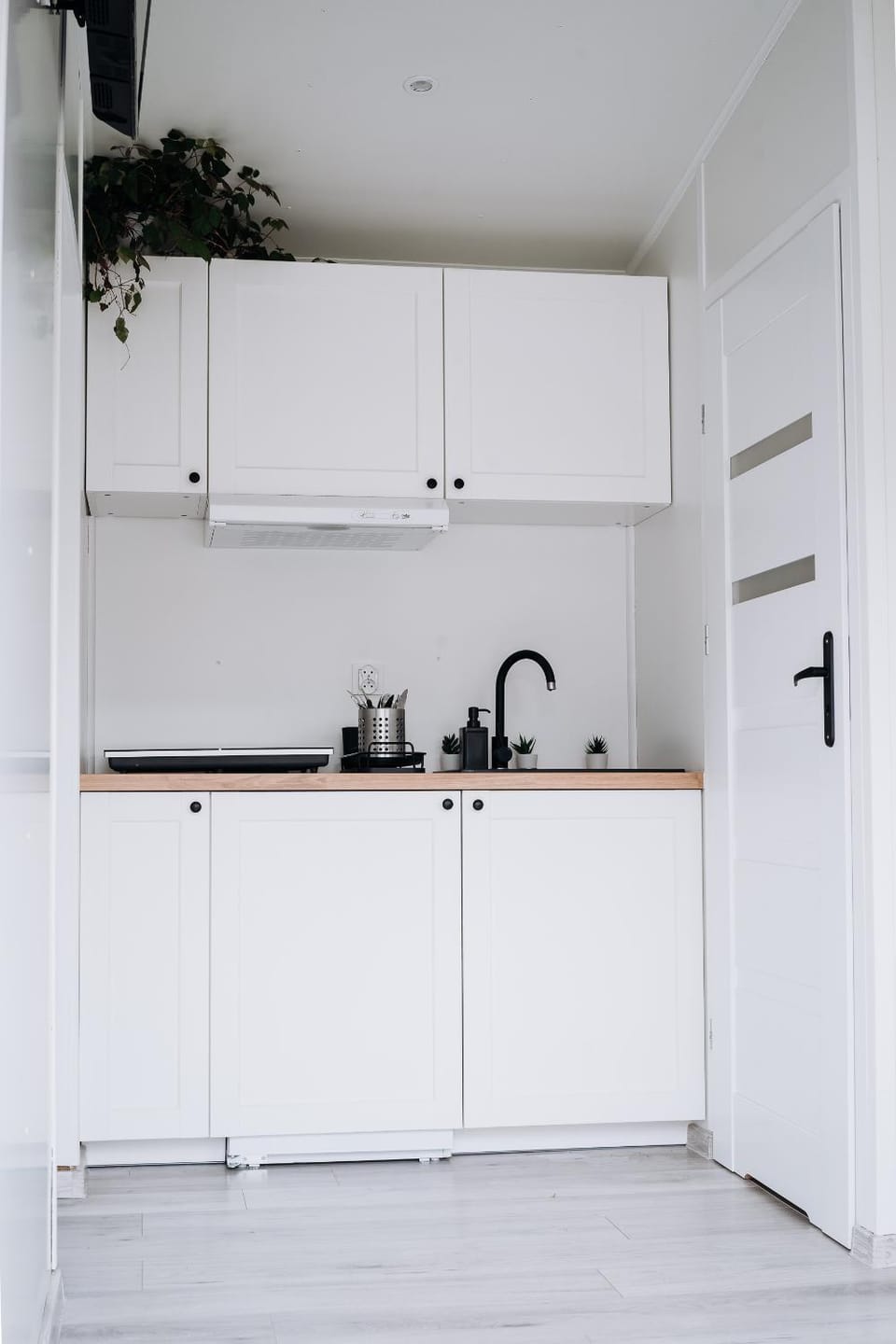 Kitchen or kitchenette, stove