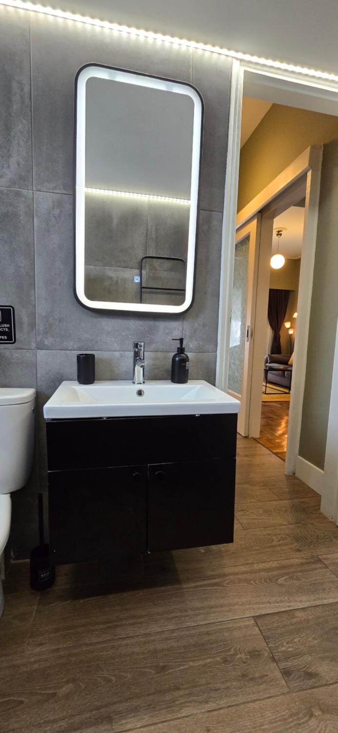 Toilet, Bathroom