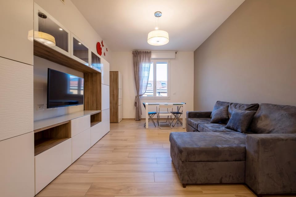 TV and multimedia, Seating area