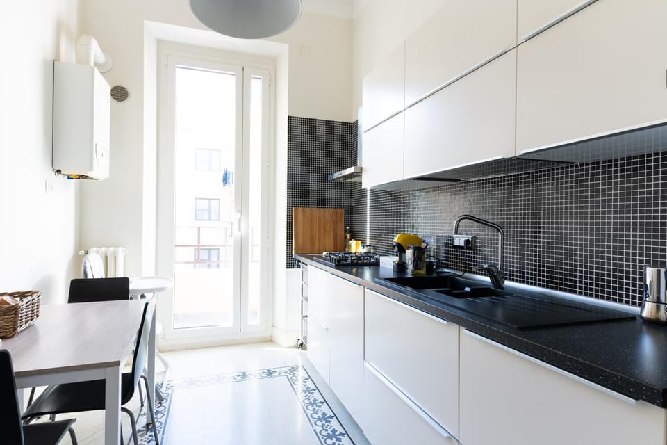 Coffee/tea facilities, Kitchen or kitchenette, Dining area, minibar, pet friendly, stove