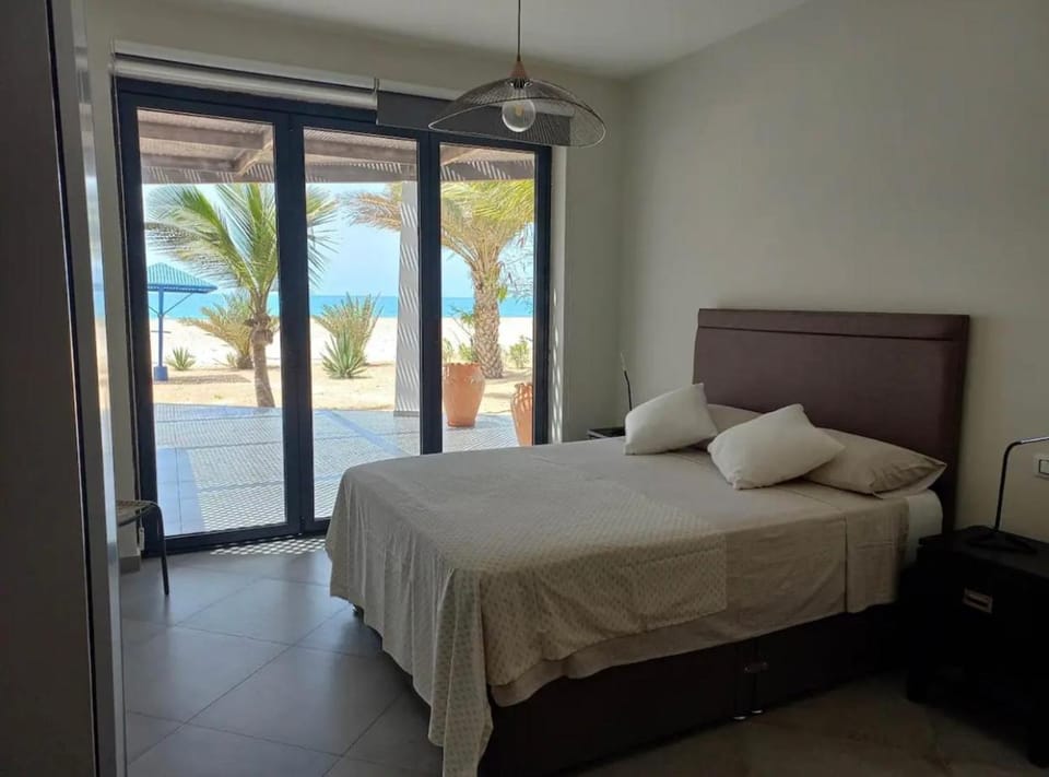 Bed, Photo of the whole room, Bedroom, Sea view