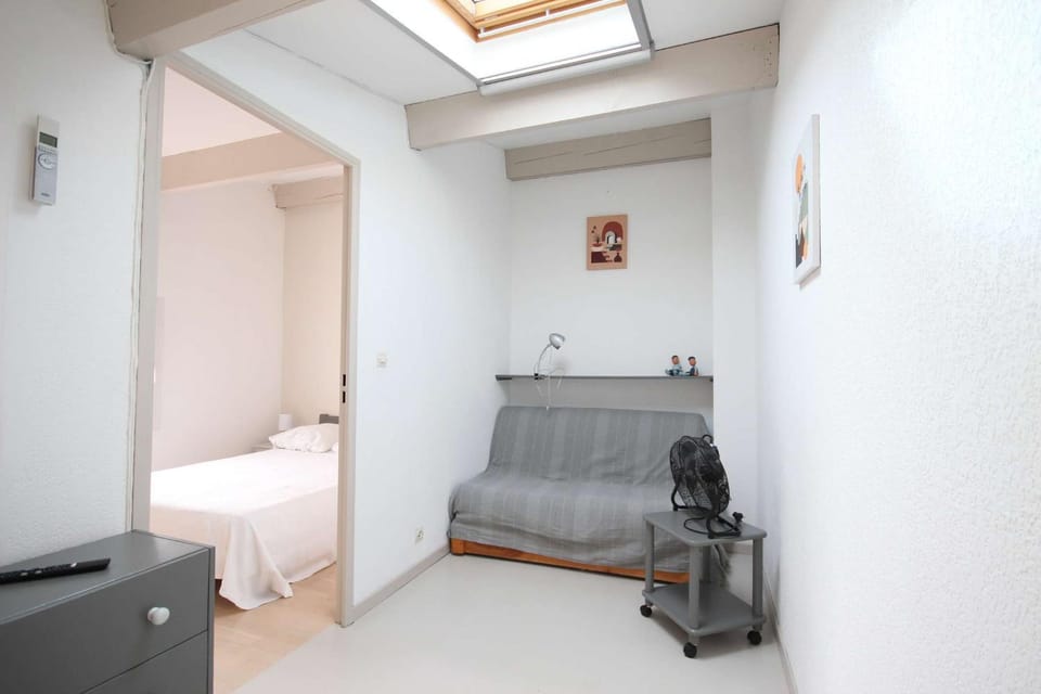 Villa plein sud semi climatisée- 4 couchages, en résidence LES ONDINES avec piscine commune, 500 m de la mer LROND28 Villa in Portiragnes