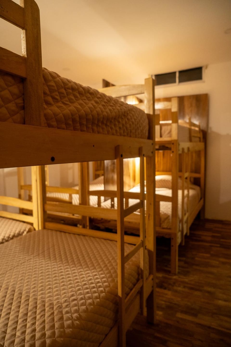 Bedroom, bunk bed