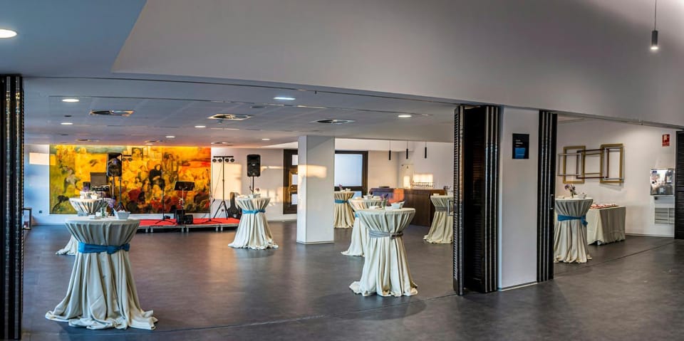 Meeting/conference room