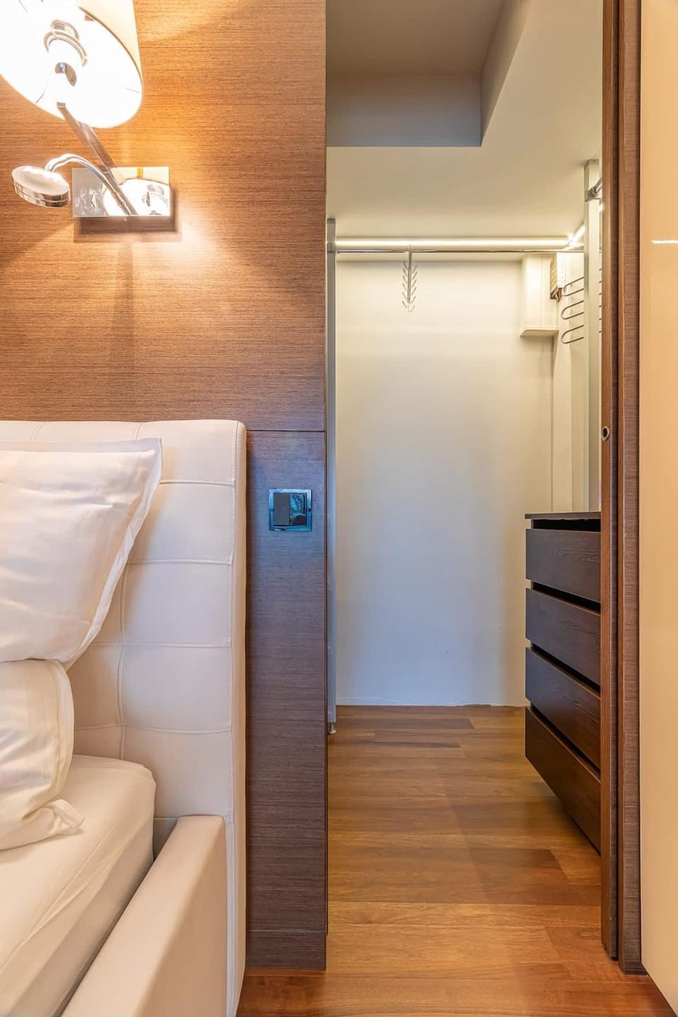 Bed, Photo of the whole room, Bedroom, wardrobe