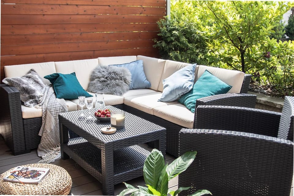 Garden, Seating area, Garden view