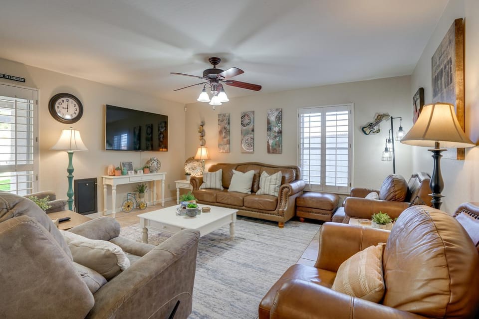 1 Mi to Surprise Stadium! Home w/ Patio & Hot Tub House in Surprise