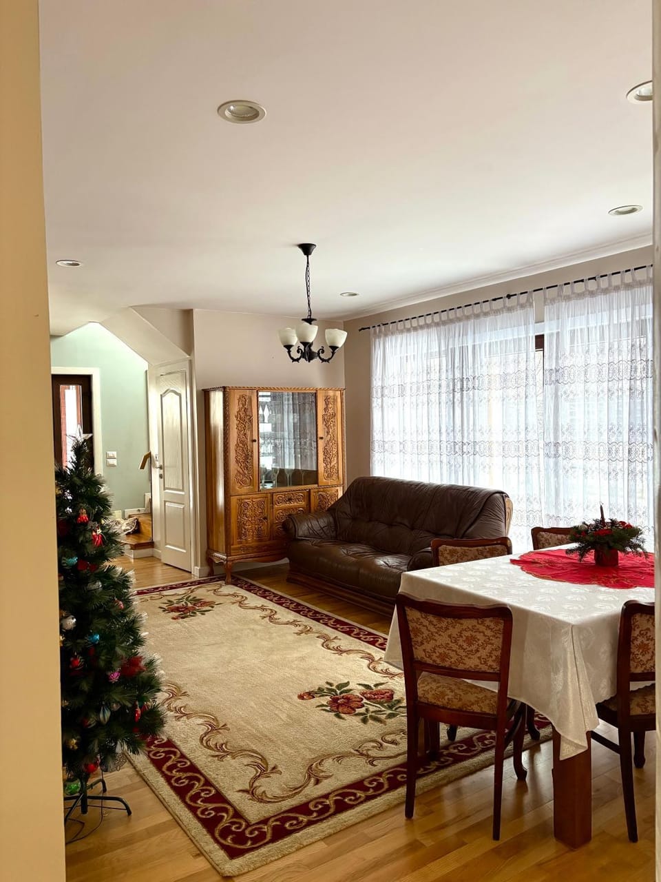 American Style Vacation Home House in Romania