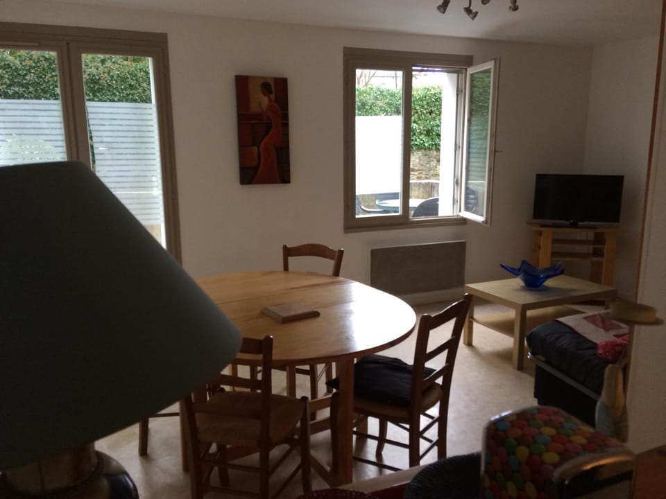 Patio, Communal lounge/ TV room, Seating area