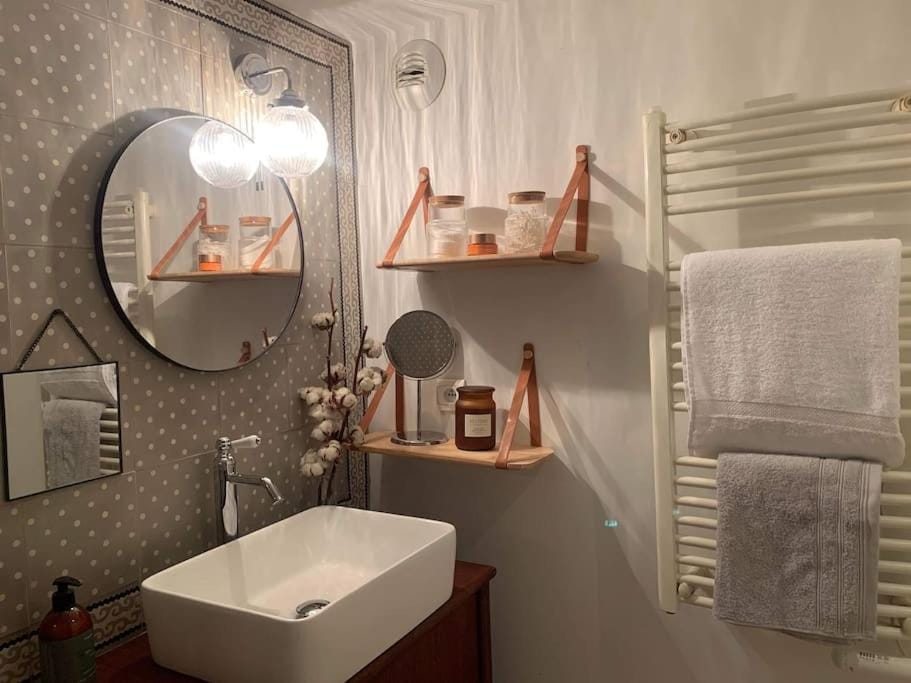 Superbe appartement en résidence avec piscine Apartment in La Croix-Valmer