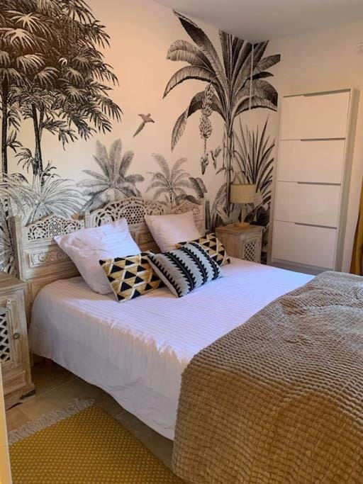 Superbe appartement en résidence avec piscine Apartment in La Croix-Valmer