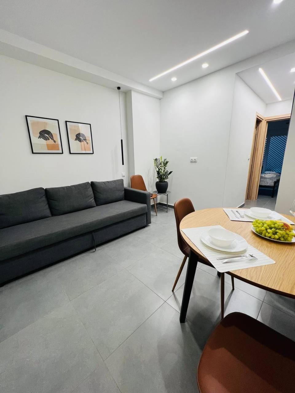 Living room, Photo of the whole room, Seating area