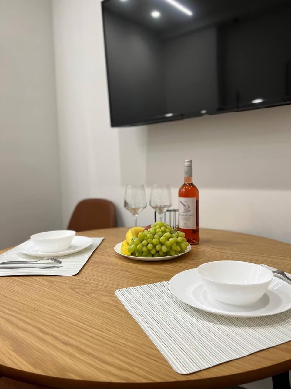 Food and drinks, Dining area