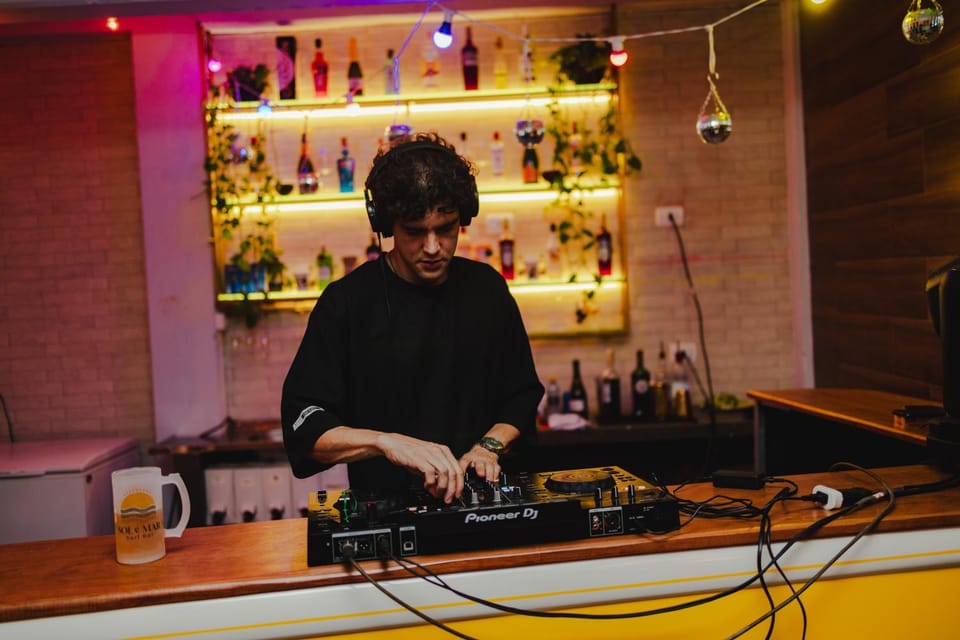 Nightclub / DJ, Lounge or bar, Drinks