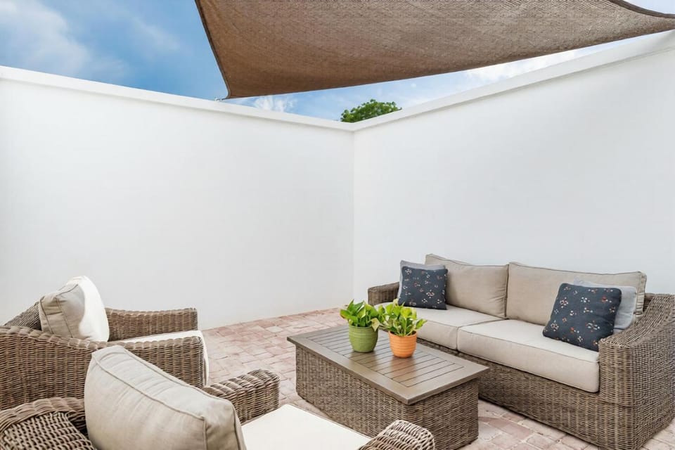Stylish & bright contemporary 3BD I Pool! House in Playa del Carmen