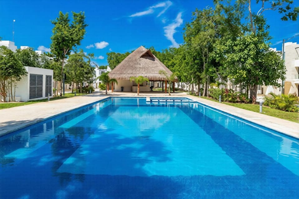 Stylish & bright contemporary 3BD I Pool! House in Playa del Carmen