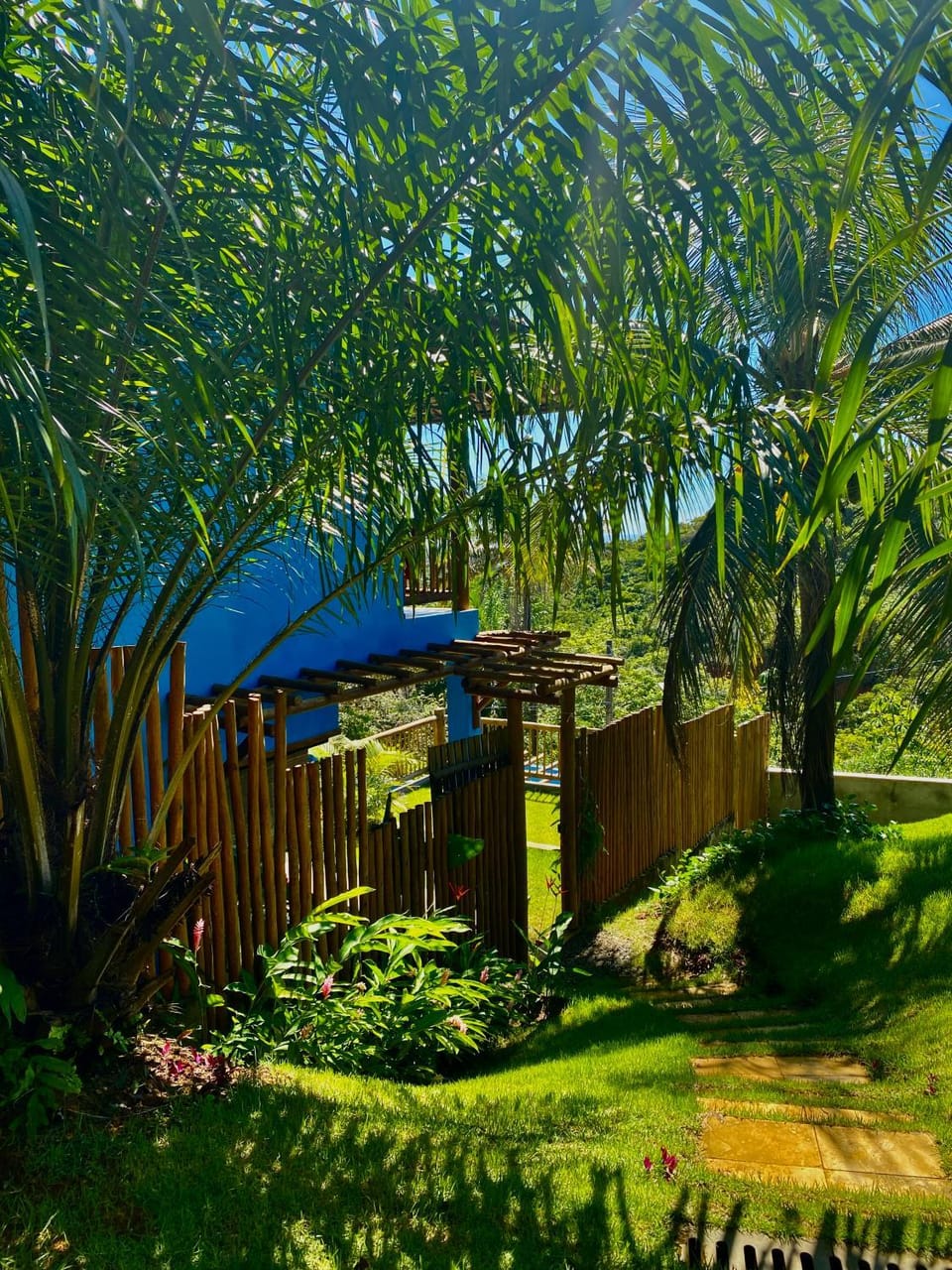 Facade/entrance, Garden