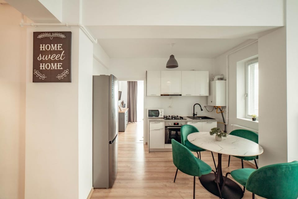 Coffee/tea facilities, Kitchen or kitchenette, Living room, Seating area, Dining area, minibar, oven, pet friendly, stove