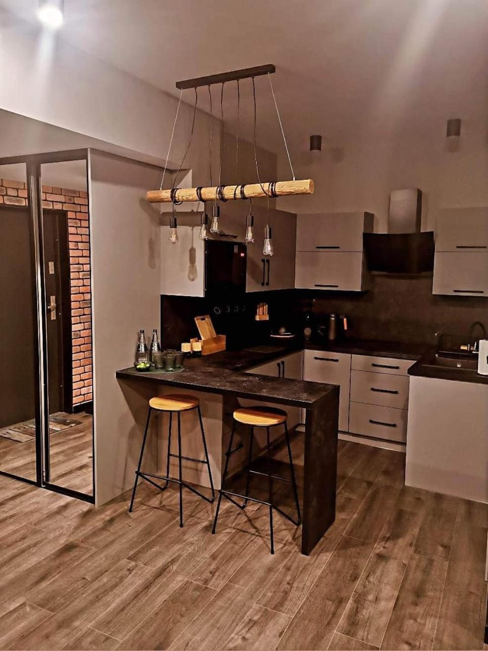 Apartament W Starym Obiektywie Apartment in Lower Silesian Voivodeship