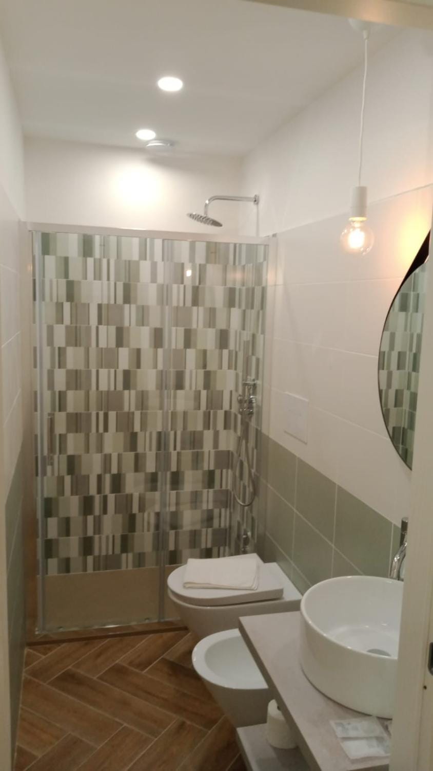 Shower, Toilet, Bathroom, bidet