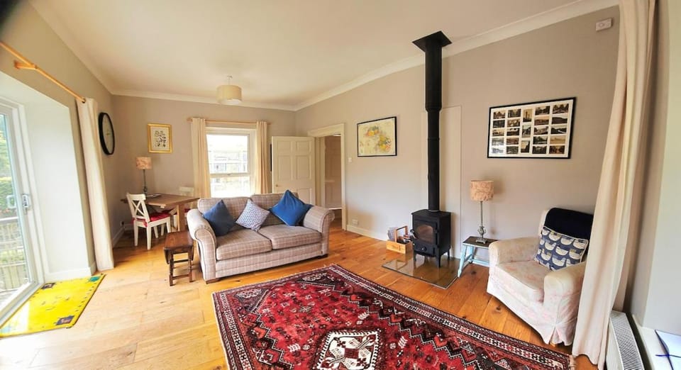 Folly View - Private, peaceful apartment with stunning views. Apartment in Borough of Harrogate