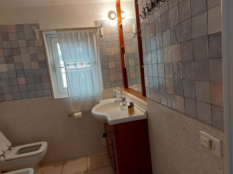 Benedetto Cairoli Guest House Bed and Breakfast in Bari