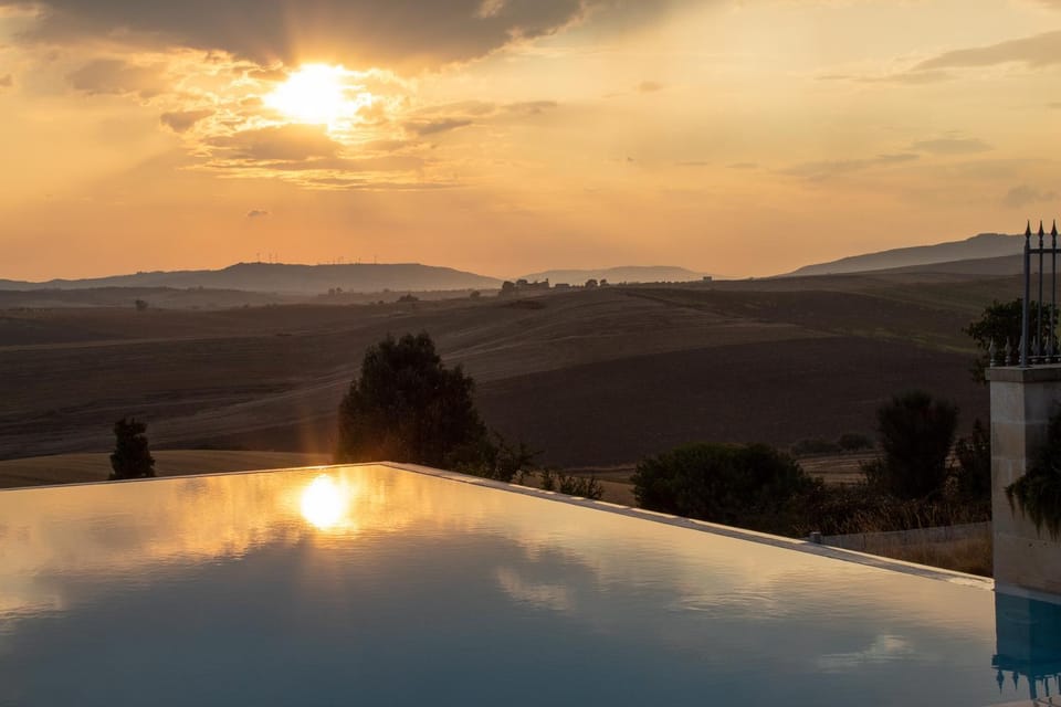 Mountain view, Pool view, Swimming pool, Swimming pool, Sunset