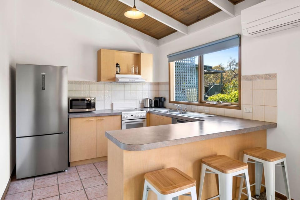 Oasis on Weir House in Anglesea