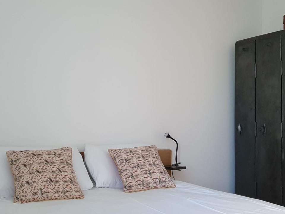Maison de famille 19ᵉ avec terrasse et jardin, idéal pour 10 pers. - FR-1-489-406 House in Auvergne-Rhône-Alpes