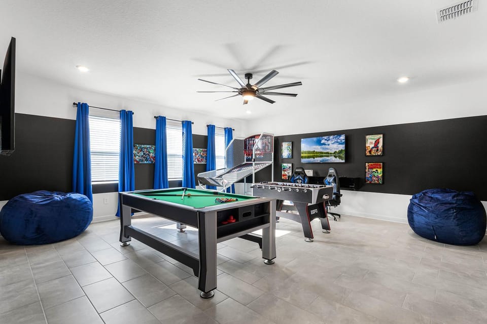 Billiard, Game Room, fireplace