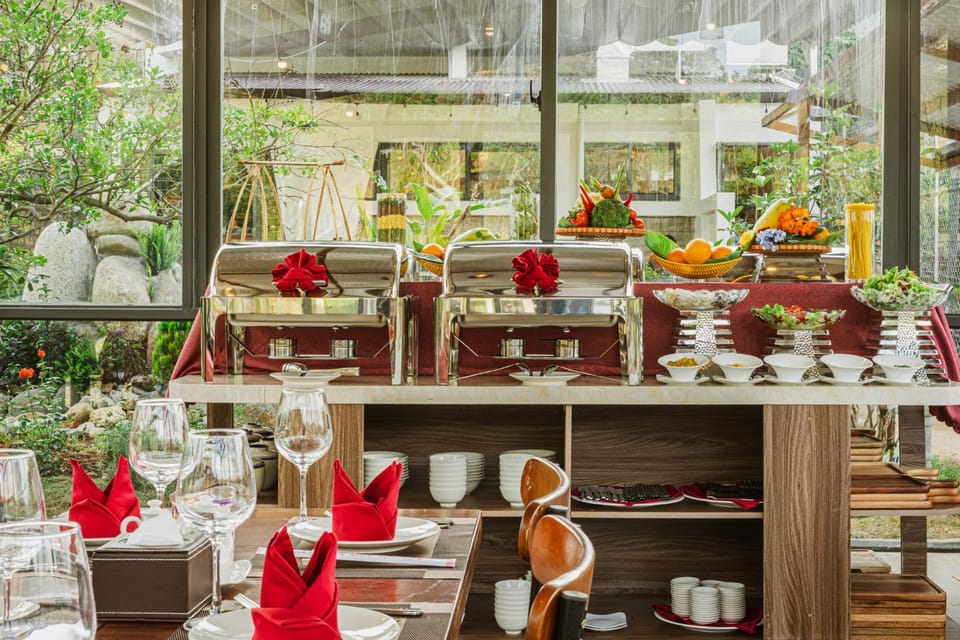 Restaurant/places to eat, Food and drinks, Banquet/Function facilities, Food, Buffet breakfast, Drinks