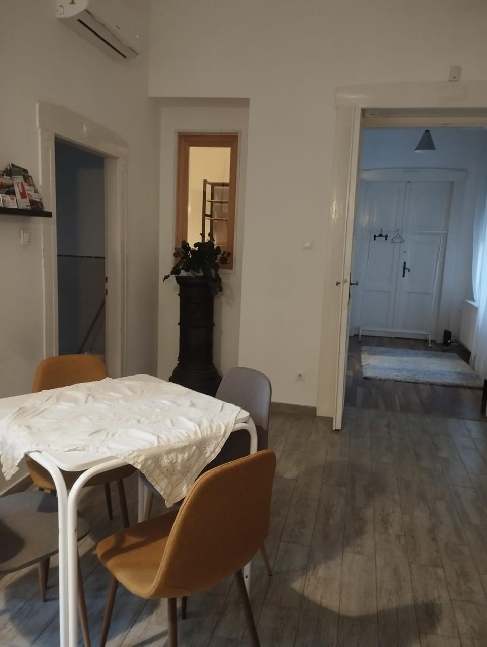 Napraforgó apartman Apartment in Budapest