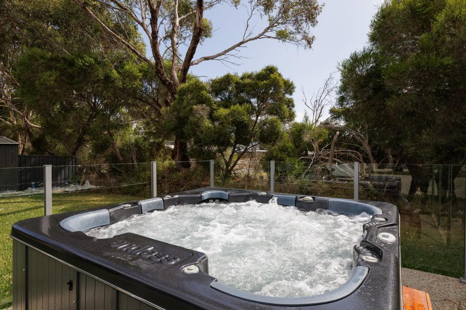 Day, Natural landscape, Hot Tub, Hot Tub