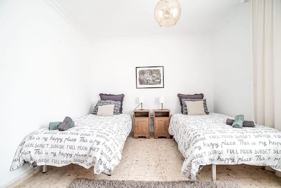 Playa Huelin Beach Apartment in Malaga